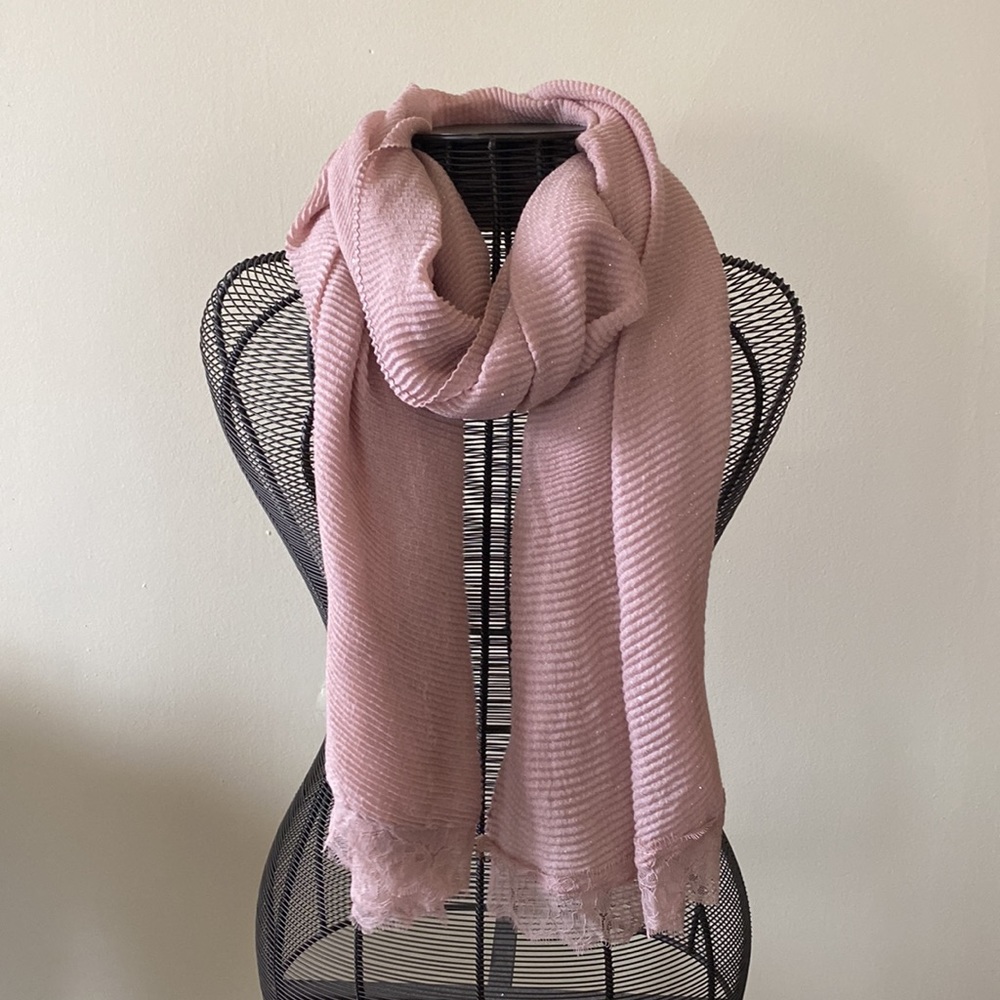 Sparkly mauve scarf